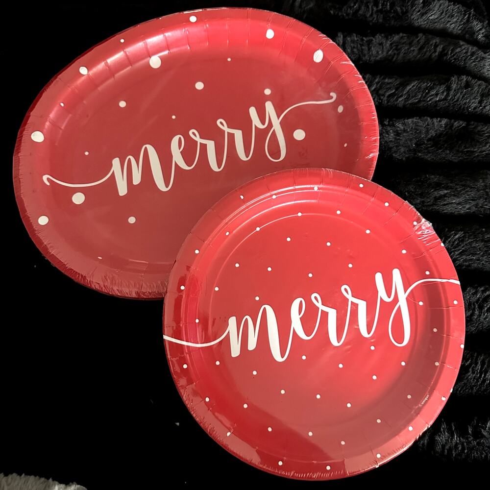 'Merry' Christmas Red Party Plates Lot of 2 Different Sizes